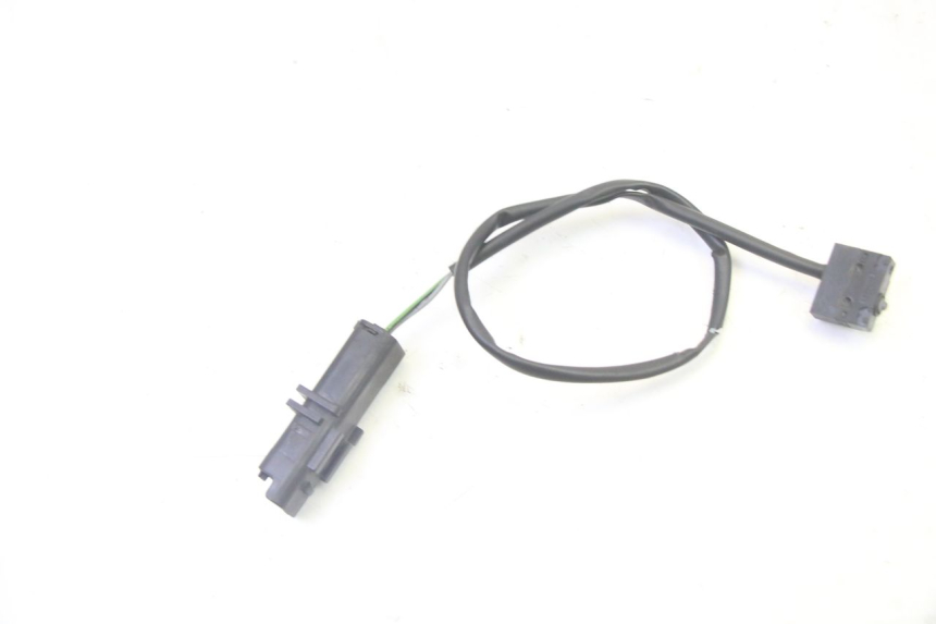 photo de INTERRUPTOR DE LUZ DE FREIO DIREITO PEUGEOT SATELIS 125 (2006 - 2009) - Detalhe da peça