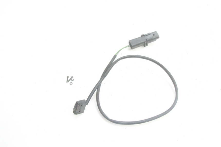 photo de INTERRUPTOR DE LUZ DE FREIO DIREITO PEUGEOT SATELIS 125 (2006 - 2009) - Vista principal