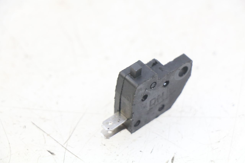 photo de INTERRUPTOR DE LUZ DE FREIO DIREITO GAS-GAS SM ROOKIE 50 (2001 - 2005) - Detalhe da peça