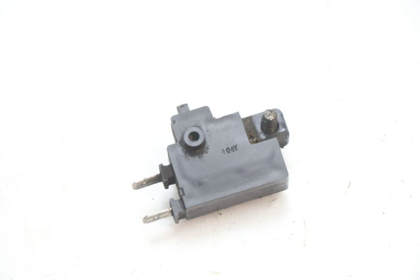 photo de CONTATO DE LUZ DE FREIO DIREITA HONDA ST PAN EUROPEAN 1100 (1990 - 2002) - Zoom do estado de desgaste