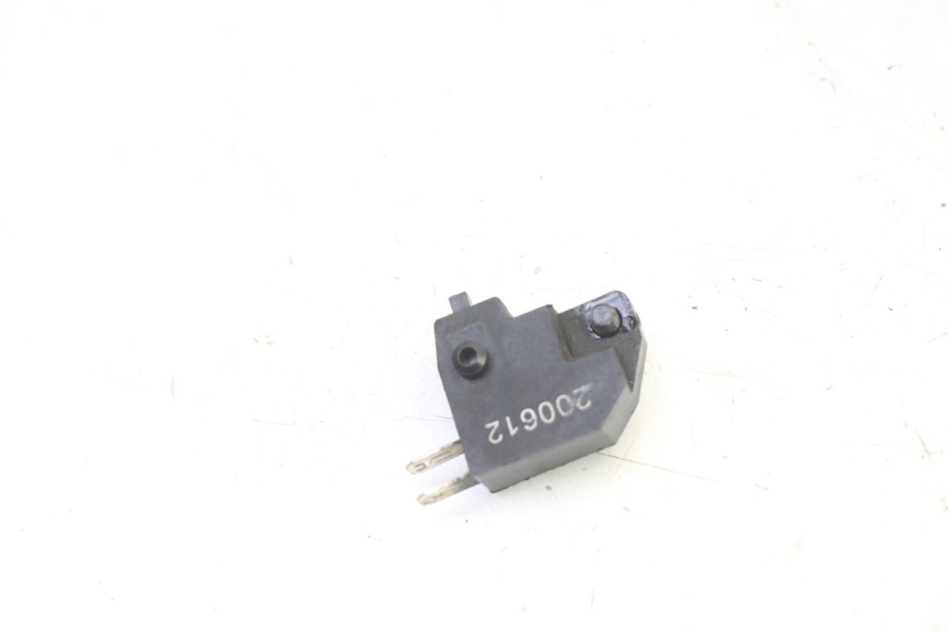 photo de INTERRUPTOR DE LUZ DE FREIO DIREITO PEUGEOT STREETZONE I NAKED 2T 50 (2018 - 2020) - Zoom do estado de desgaste