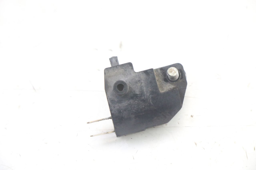 photo de INTERRUPTOR DE LUZ DE FREIO DIREITO SUZUKI GSX F GSXF 650 (2007 - 2015) - Zoom do estado de desgaste
