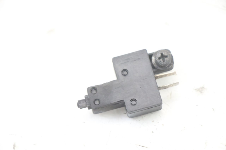 photo de INTERRUPTOR DE LUZ DE FREIO DIREITO SUZUKI GSX F GSXF 650 (2007 - 2015) - Vista principal