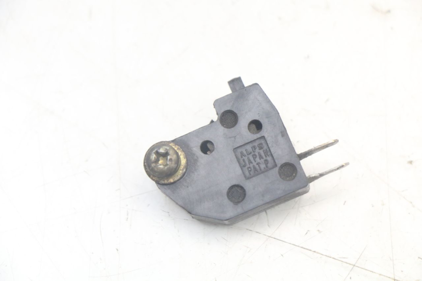 photo de INTERRUPTOR DE LUZ DE FREIO DIREITO SUZUKI SV N 650 (1999 - 2002) - Vista principal