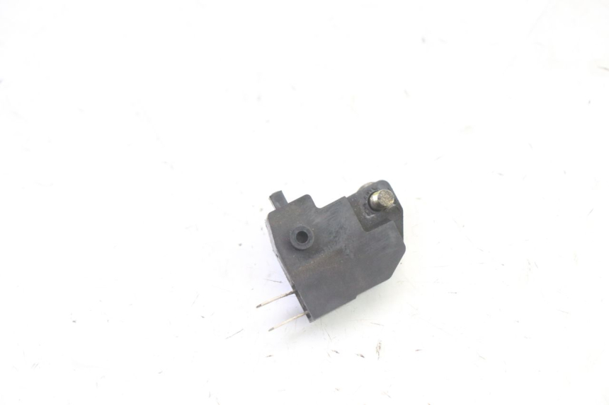 photo de INTERRUPTOR DE LUZ DE FREIO DIREITO SUZUKI SV S 650 (2003 - 2009) - Zoom do estado de desgaste