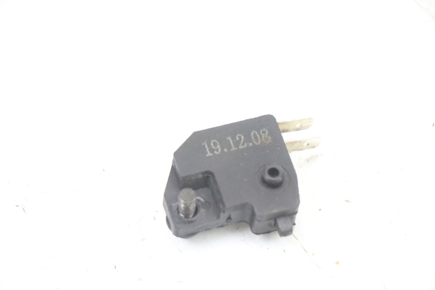 photo de INTERRUPTOR DE LUZ DE FREIO DIREITO SYM FIDDLE 3 III 125 (2014 - 2020) - Outro ângulo de visão