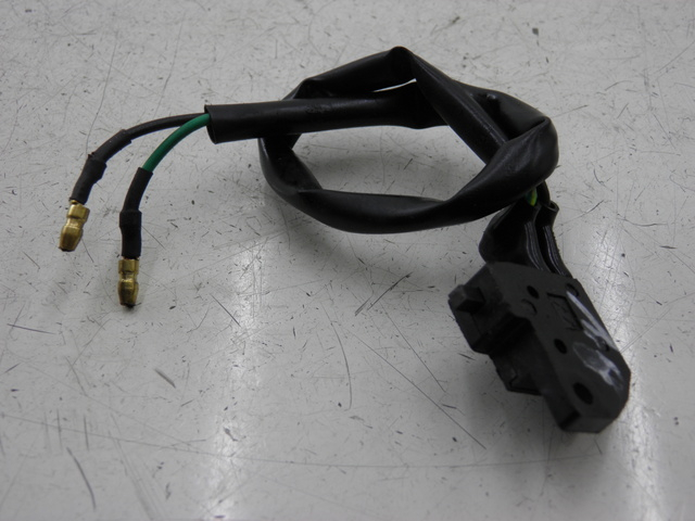 photo de INTERRUPTOR DE LUZ DE FREIO DIREITO SYM SYMPLY 4T 50 (2012 - 2015) - Vista principal