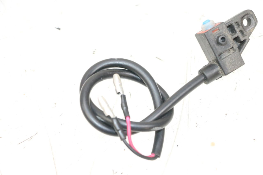 photo de INTERRUPTOR DE LUZ DE FREIO DIREITO NECO TEMPO 4T 50 (2022 - 2026) - Zoom do estado de desgaste