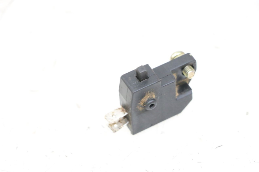 photo de INTERRUPTOR DE LUZ DE FREIO DIREITO NITRO MOTORS THUNDER 125 - Detalhe da peça