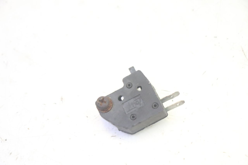 photo de INTERRUPTOR DE LUZ DE FREIO DIREITO KSR TR SM 50 (2015 - 2018) - Vista principal