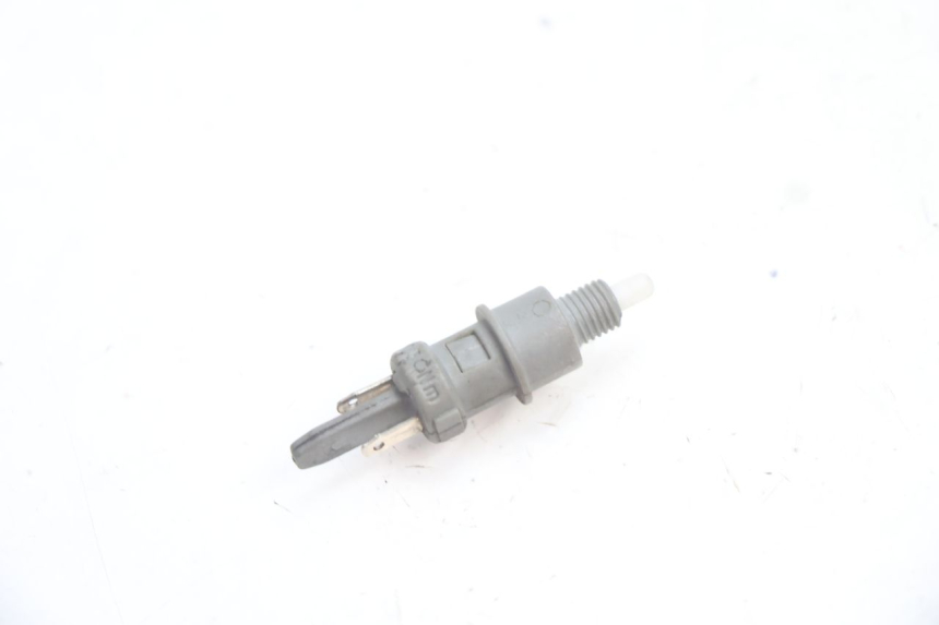 photo de CONTATOR DE LUZ DE FREIO DIREITA PEUGEOT TREKKER 50 (1995 - 2004) - Detalhe da peça