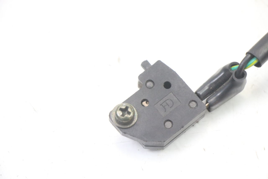 photo de INTERRUPTOR DE LUZ DE FREIO DIREITO PEUGEOT TWEET 4T 50 (2018 - 2022) - Detalhe da peça