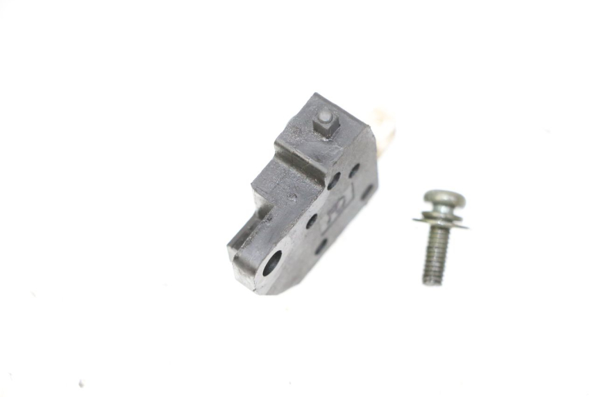 photo de INTERRUPTOR DE LUZ DE FREIO DIREITO PEUGEOT TWEET 4T 50 (2018 - 2022) - Detalhe da peça