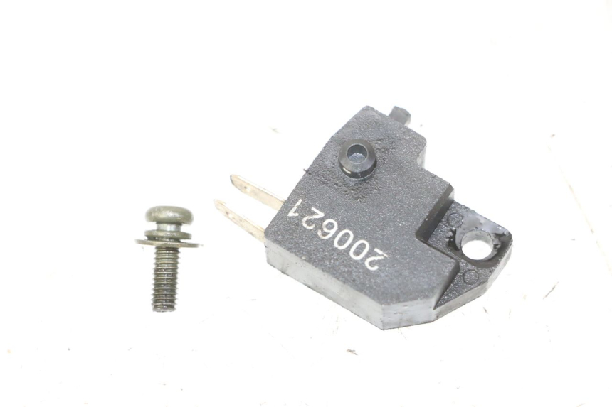 photo de INTERRUPTOR DE LUZ DE FREIO DIREITO PEUGEOT TWEET 4T 50 (2018 - 2022) - Zoom do estado de desgaste
