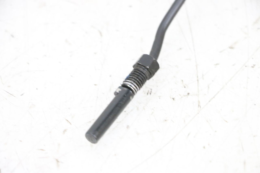 photo de INTERRUPTOR DE LUZ DE FREIO DIREITO DUALTRON VICTOR LIMITED 1 - Zoom do estado de desgaste