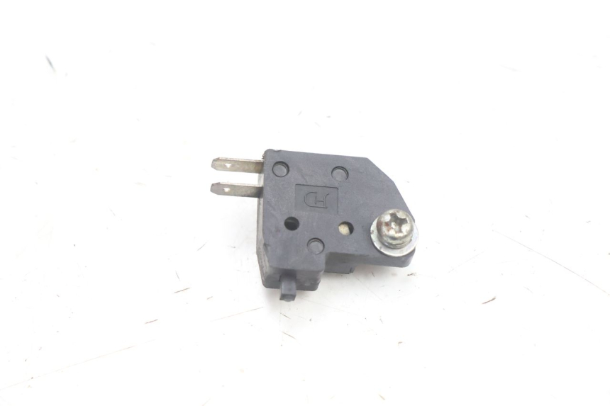 photo de CONTATOR DE LUZ DE FREIO DIREITA DAELIM VJ ROADWIN 125 (2004 - 2007) - Detalhe da peça