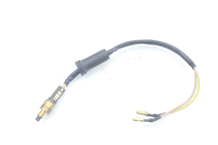 photo de INTERRUPTOR DE LUZ DE FREIO DIREITO YAMAHA WHY 50 (1998 - 2000) - Detalhe da peça