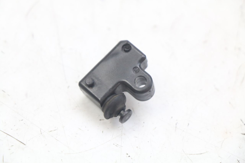 photo de INTERRUPTOR DE LUZ DE FREIO DIREITO YAMAHA X-CITY XCITY 125 (2007 - 2013) - Vista principal