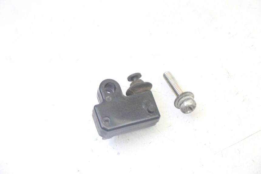 photo de INTERRUPTOR DE LUZ DE FREIO DIREITO YAMAHA X-CITY XCITY 125 (2007 - 2013) - Outro ângulo de visão