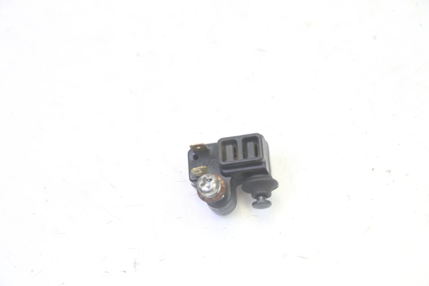 photo de INTERRUPTOR DE LUZ DE FREIO DIREITO YAMAHA X-MAX XMAX 125 (2010 - 2013) - Detalhe da peça