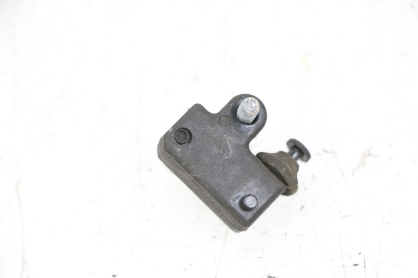 photo de INTERRUPTOR DE LUZ DE FREIO DIREITO YAMAHA X-MAX XMAX 125 (2010 - 2013) - Detalhe da peça