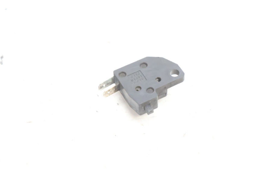 photo de INTERRUPTOR DE LUZ DE FREIO DIREITO YAMAHA XJR 1300 (1998 - 2002) - Detalhe da peça