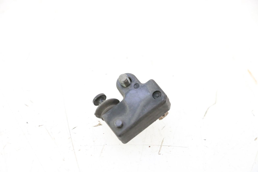 photo de CONTATO DE LUZ DE FREIO DIREITA YAMAHA XP T-MAX ABS 500 (2005 - 2005) - Zoom do estado de desgaste