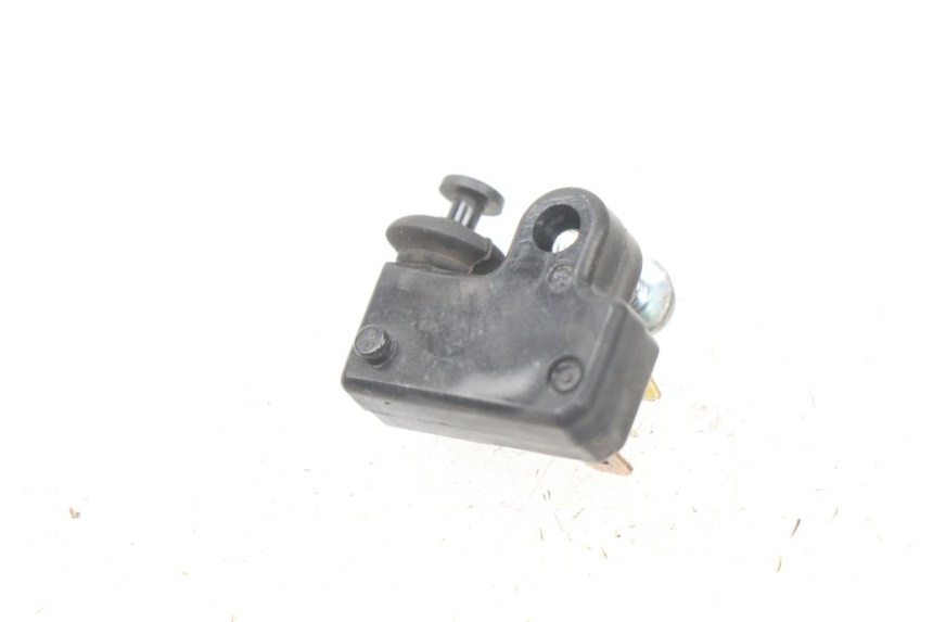 photo de INTERRUPTOR DE LUZ DE FREIO DIREITO YAMAHA XP T-MAX TMAX 500 (2008 - 2012) - Detalhe da peça