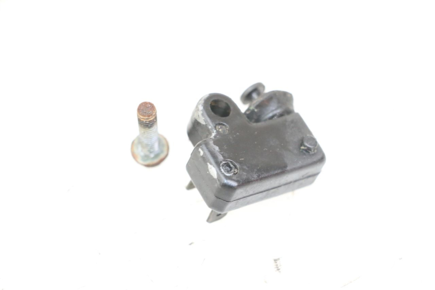 photo de INTERRUPTOR DE LUZ DE FREIO DIREITO YAMAHA XVS DRAG STAR DRAGSTAR 650 (1997 - 2007) - Detalhe da peça