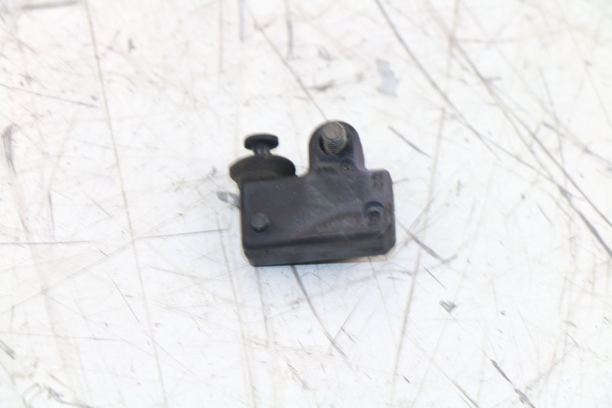 photo de INTERRUPTOR DE LUZ DE FREIO DIREITO YAMAHA YP MAJESTY ABS 400 (2007 - 2009) - Vista principal
