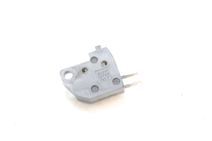 photo de INTERRUPTOR DE LUZ DE FREIO DIREITO KAWASAKI ZZR 600 (1995 - 2004) - Vista principal