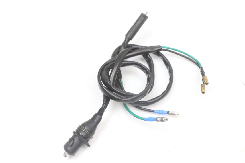 photo de INTERRUPTOR DE LUZ DE FREIO JM MOTORS EVOLIS 4T 50 (2018 - 2022) - Outro ângulo de visão
