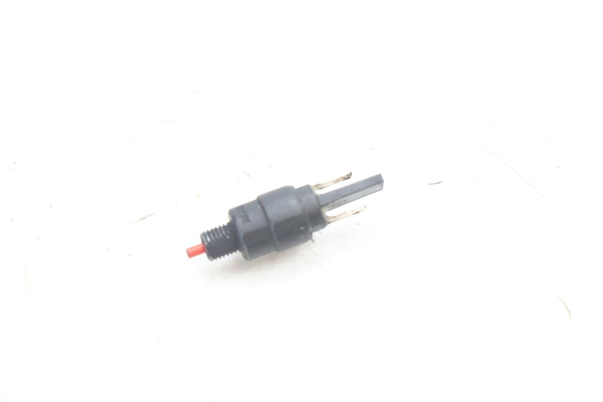 photo de INTERRUPTOR DE LUZ DE FREIO PIAGGIO FLY 2T 50 (2004 - 2017) - Vista principal