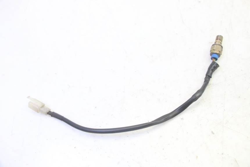 photo de INTERRUPTOR DE LUZ DE FREIO ESQUERDO ADIVA AD3 300 (2014 - 2020) - Outro ângulo de visão