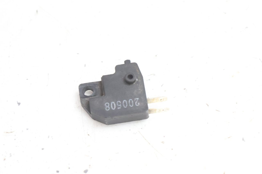 photo de INTERRUPTOR DE LUZ DE FREIO ESQUERDO KYMCO AGILITY CITY 16P 125 (2015 - 2024) - Vista principal