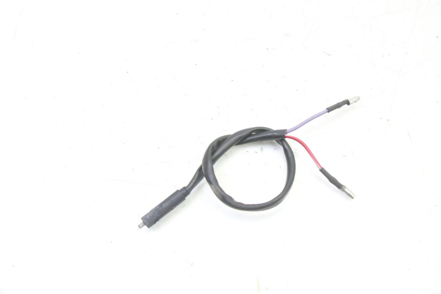 photo de INTERRUPTOR DE LUZ DE FREIO ESQUERDO TNT MOTOR BOSTON 4T 50 (2018 - 2025) - Zoom do estado de desgaste