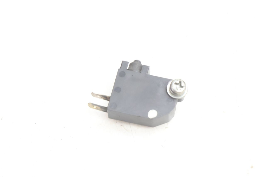 photo de INTERRUPTOR DE LUZ DE FREIO ESQUERDO SUZUKI BURGMAN 125 (2007 - 2014) - Vista principal