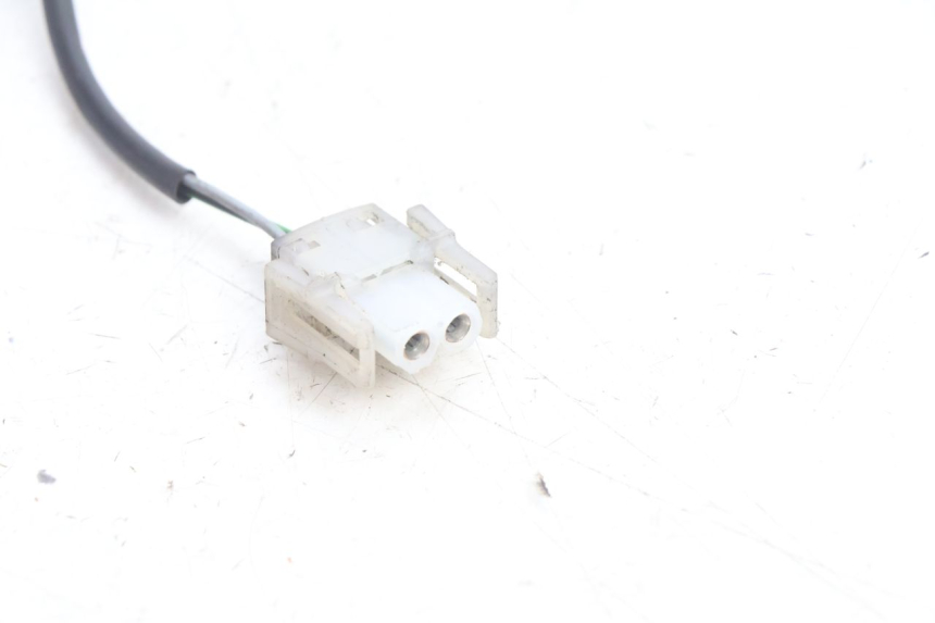 photo de INTERRUPTOR DE LUZ DE FREIO ESQUERDO BMW C1 125 (2000 - 2003) - Outro ângulo de visão