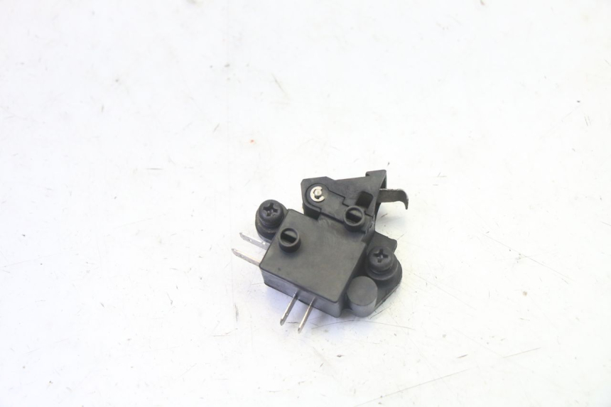 photo de INTERRUPTOR DE LUZ DE FREIO ESQUERDO HONDA FES S-WING SWING ABS 125 (2007 - 2015) - Vista principal
