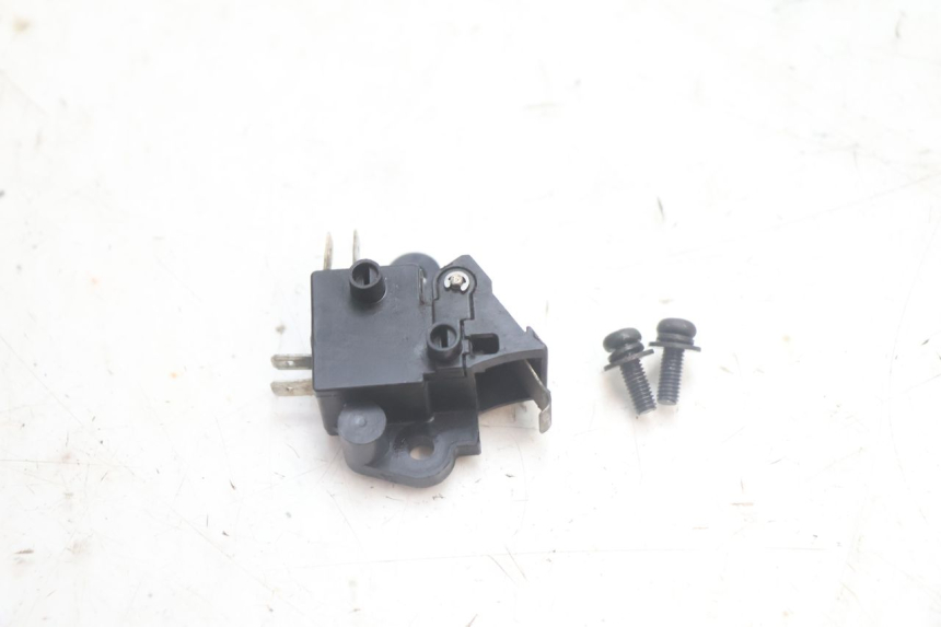 photo de INTERRUPTOR DE LUZ DE FREIO ESQUERDO HONDA FJS SILVER WING SILVERWING 400 (2005 - 2008) - Detalhe da peça