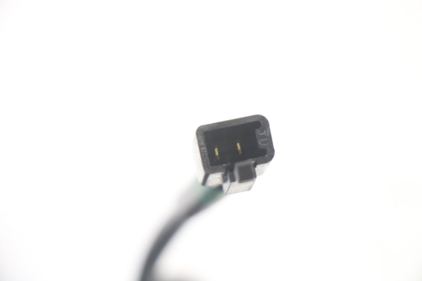 photo de INTERRUPTOR DE LUZ DE FREIO ESQUERDO MBK FLAME X 125 (2007 - 2016) - Outro ângulo de visão