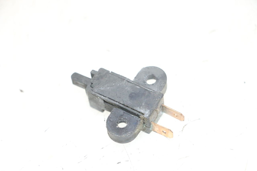 photo de INTERRUPTOR DE LUZ DE FREIO ESQUERDO MBK FLIPPER 115 (2013 - 2017) - Detalhe da peça
