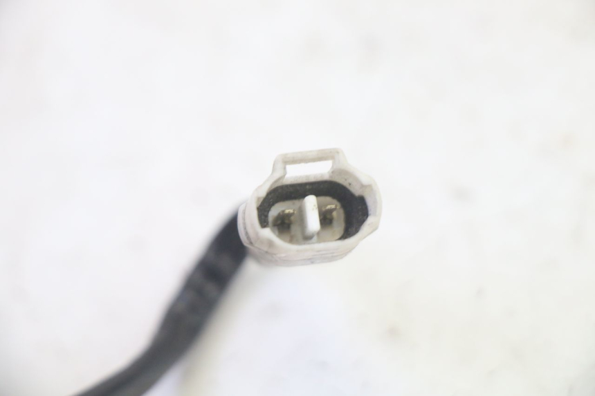 photo de INTERRUPTOR DE LUZ DE FREIO ESQUERDO PIAGGIO FLY 4T 50 (2013 - 2017) - Outro ângulo de visão