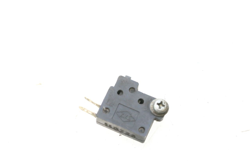 photo de INTERRUPTOR DE LUZ DE FREIO ESQUERDO SYM GTS EVO 125 (2009 - 2013) - Vista principal
