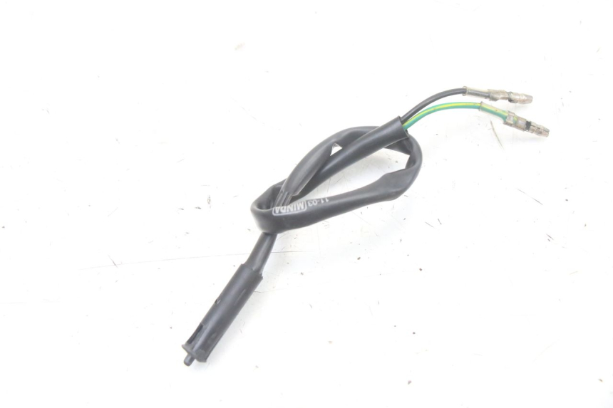 photo de INTERRUPTOR DE LUZ DE FREIO ESQUERDO HONDA SCV LEAD 100 (2003 - 2007) - Outro ângulo de visão