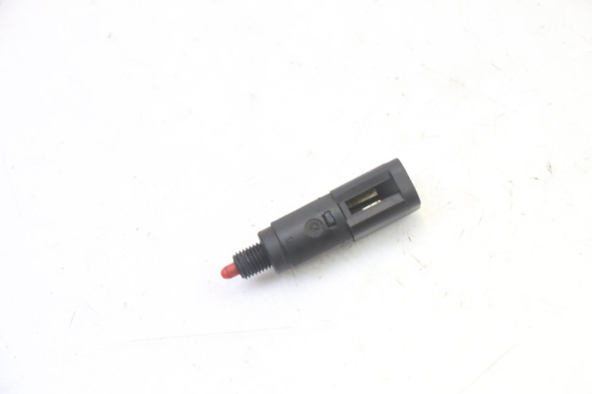photo de INTERRUPTOR DE LUZ DE FREIO ESQUERDO PIAGGIO MP3 125 (2006 - 2014) - Vista principal