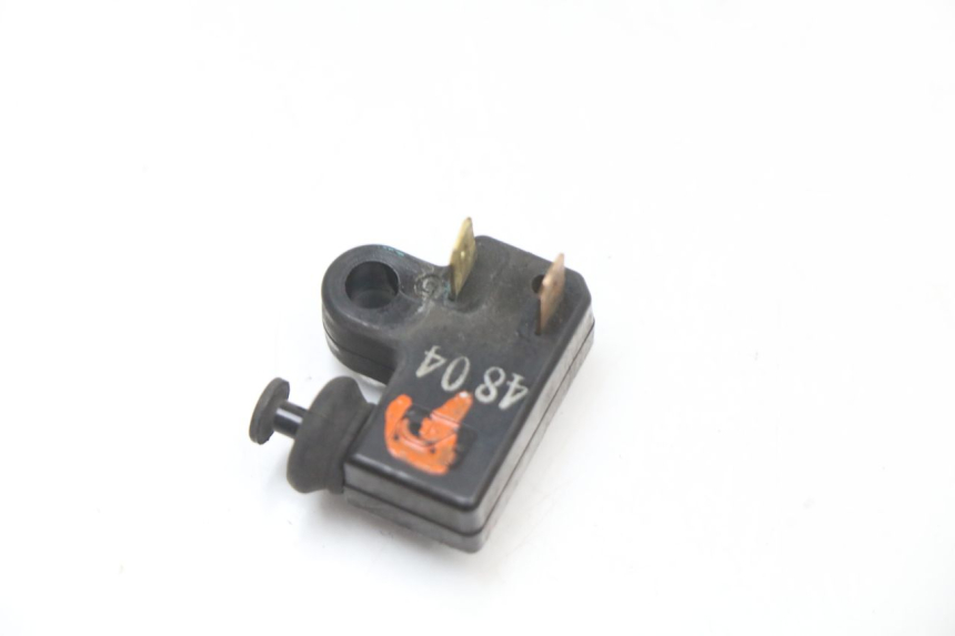 photo de INTERRUPTOR DE LUZ DE FREIO ESQUERDO MBK MW TRYPTIK 125 (2014 - 2016) - Detalhe da peça
