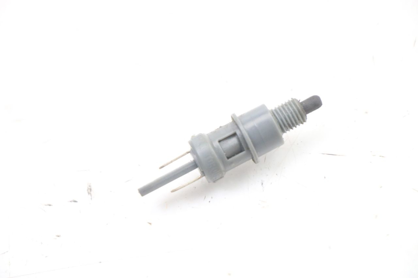 photo de INTERRUPTOR DE LUZ DE FREIO ESQUERDO PEUGEOT VIVACITY 125 (2010 - 2017) - Vista principal