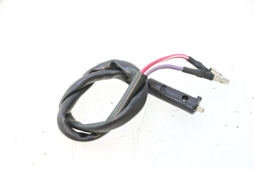 photo de CONTATOR DE LUZ DE FREIO ESQUERDO LAZIO RENO 50 (2016 - 2021) - Detalhe da peça
