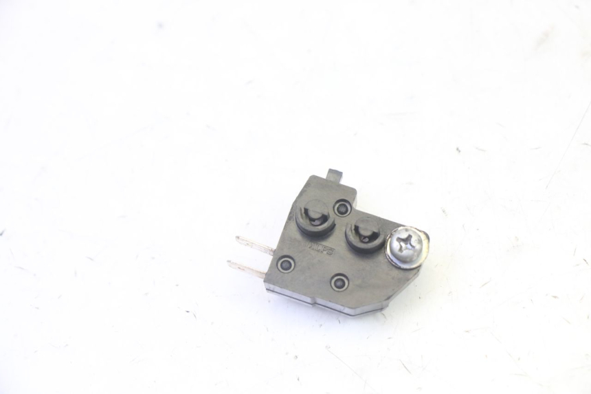 photo de INTERRUPTOR DE LUZ DE FREIO ESQUERDO PEUGEOT SATELIS 125 (2006 - 2009) - Vista principal